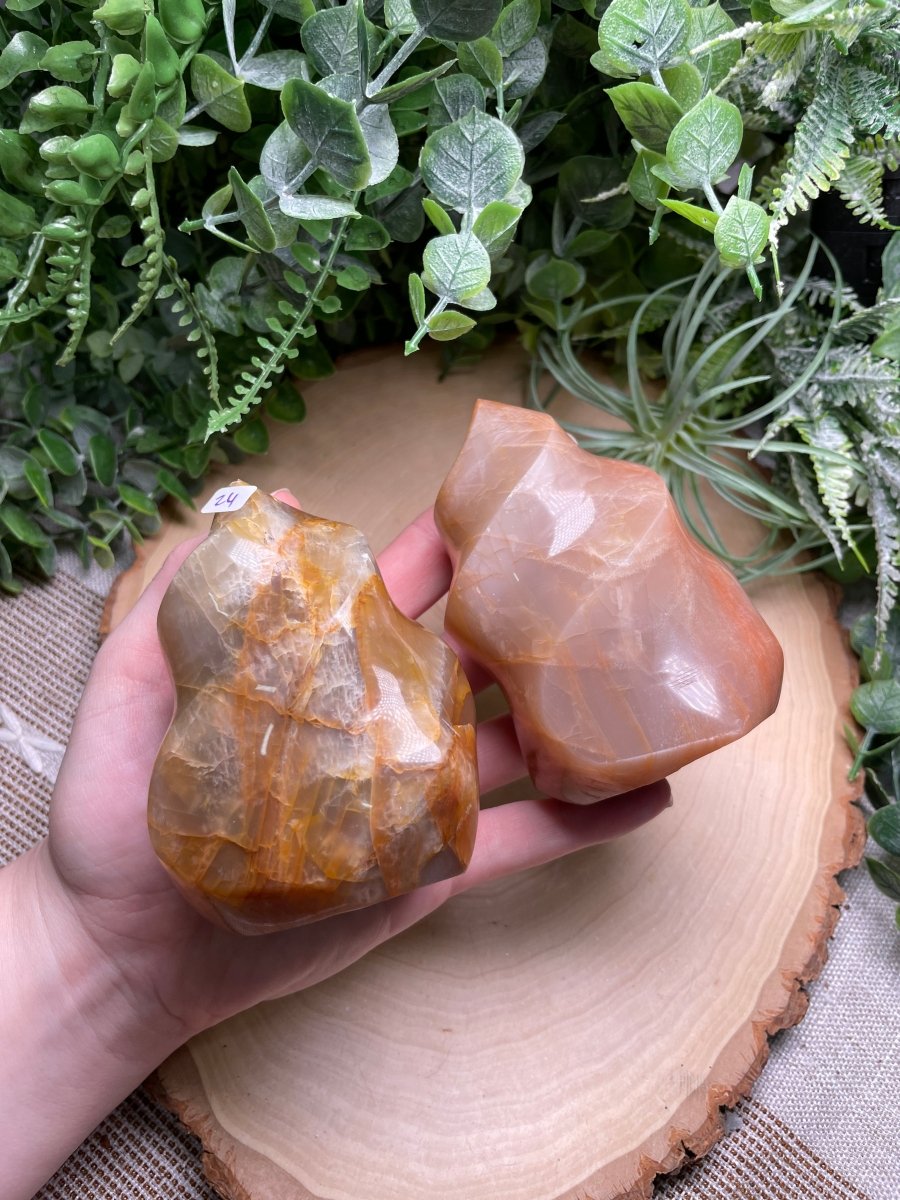 Peach Moonstone Flame detail view by Copper Ashes