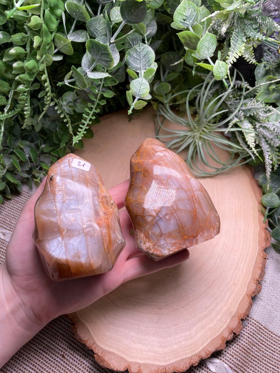 Peach Moonstone Flame detail view by Copper Ashes