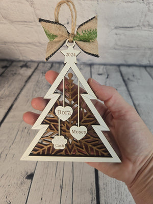 Personalized Family Tree Ornament by EverLee Creations