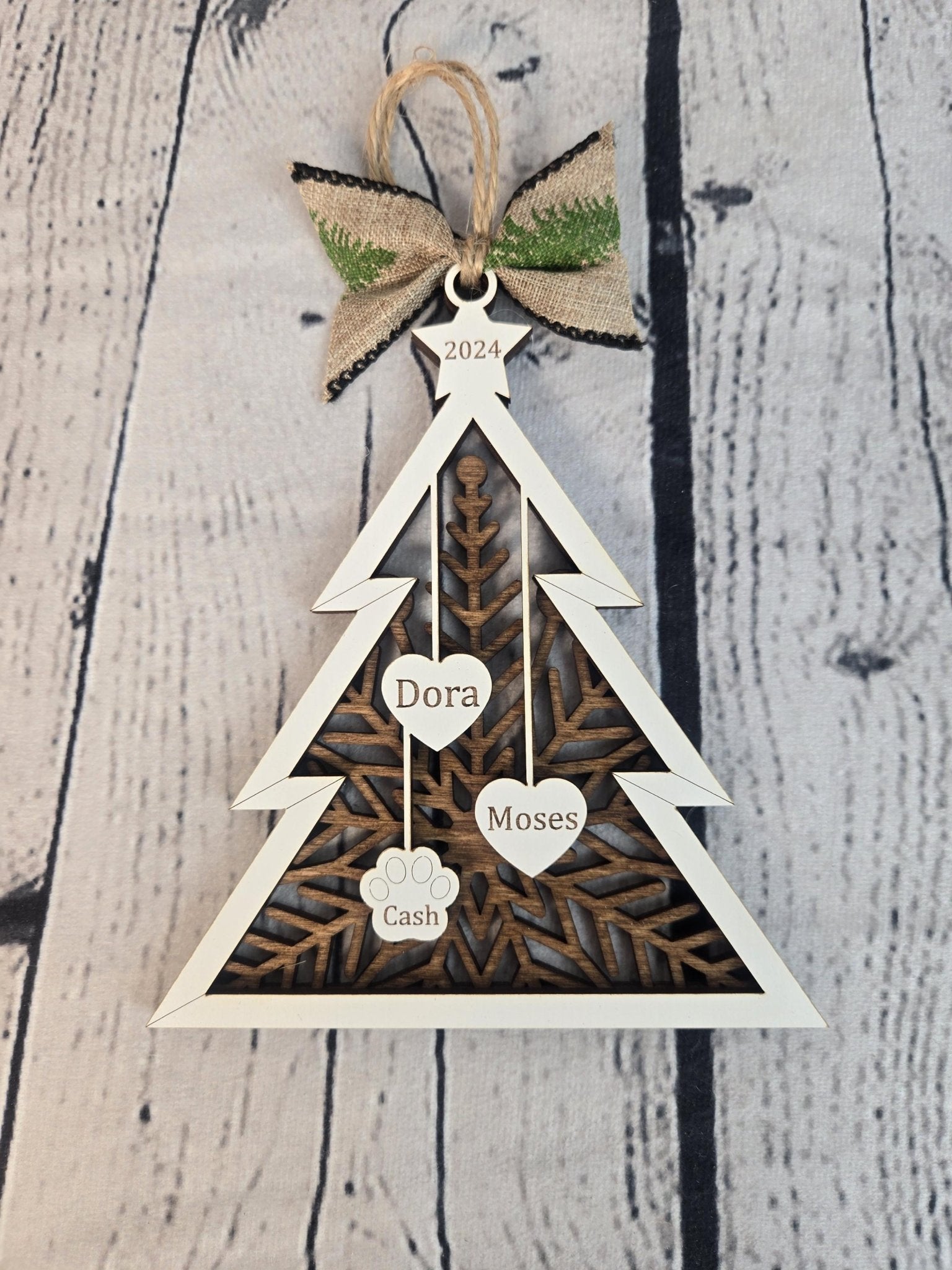 Personalized Family Tree Ornament detail view by EverLee Creations