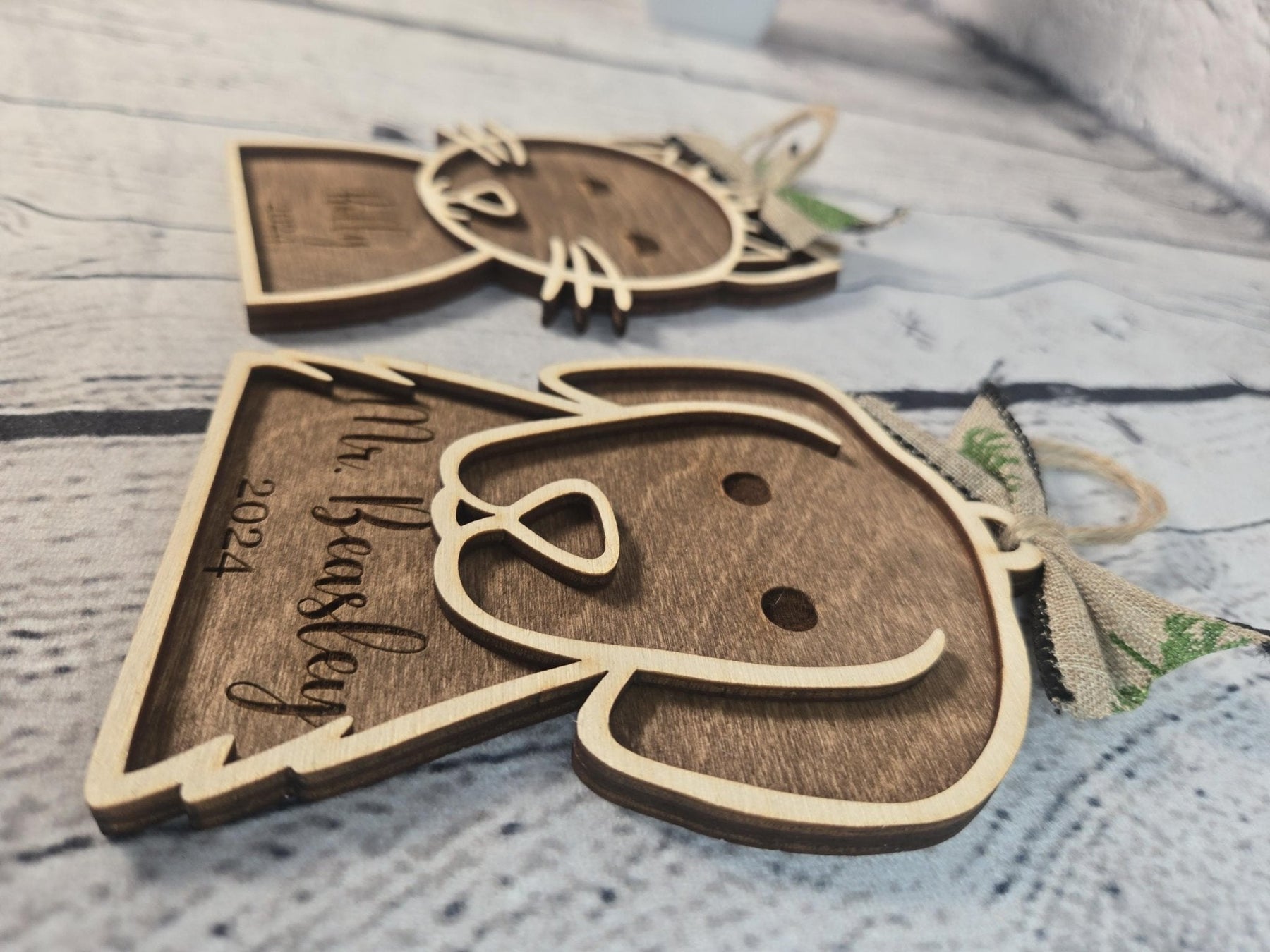 Personalized Pet Ornament detail view by EverLee Creations