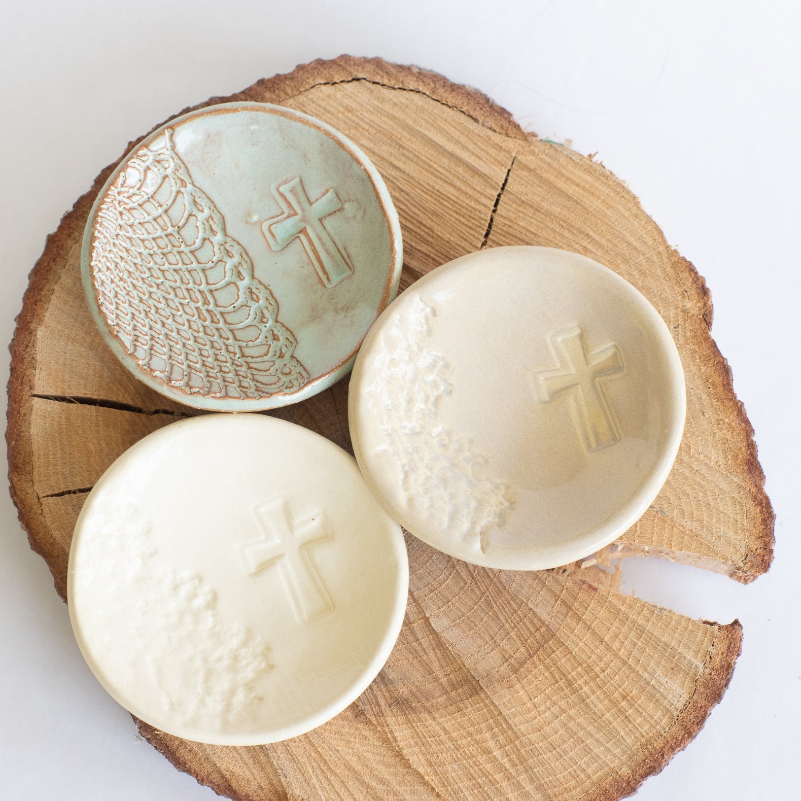 Prodigal Pottery Cross Ring Dish Without Gold — product view 1