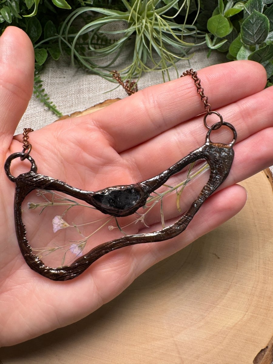 Quartz Diamond and Dried Flower Necklace detail view by Copper Ashes
