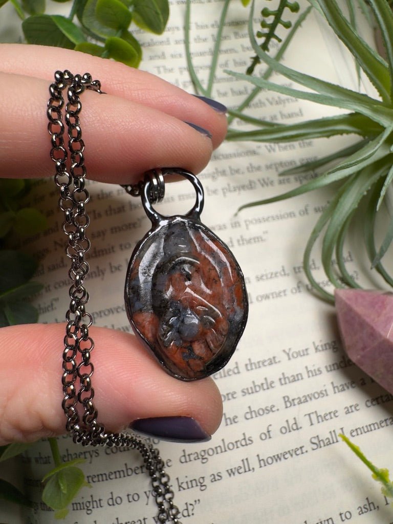 Red Que Sera Yoni Necklace by Copper Ashes