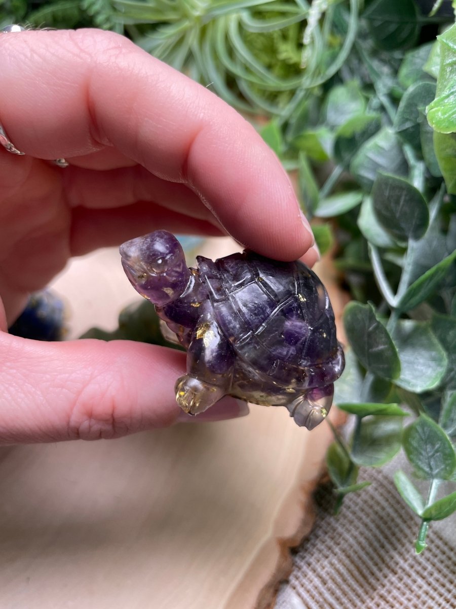 Resin Turtles with Crystal Chips detail view by Copper Ashes