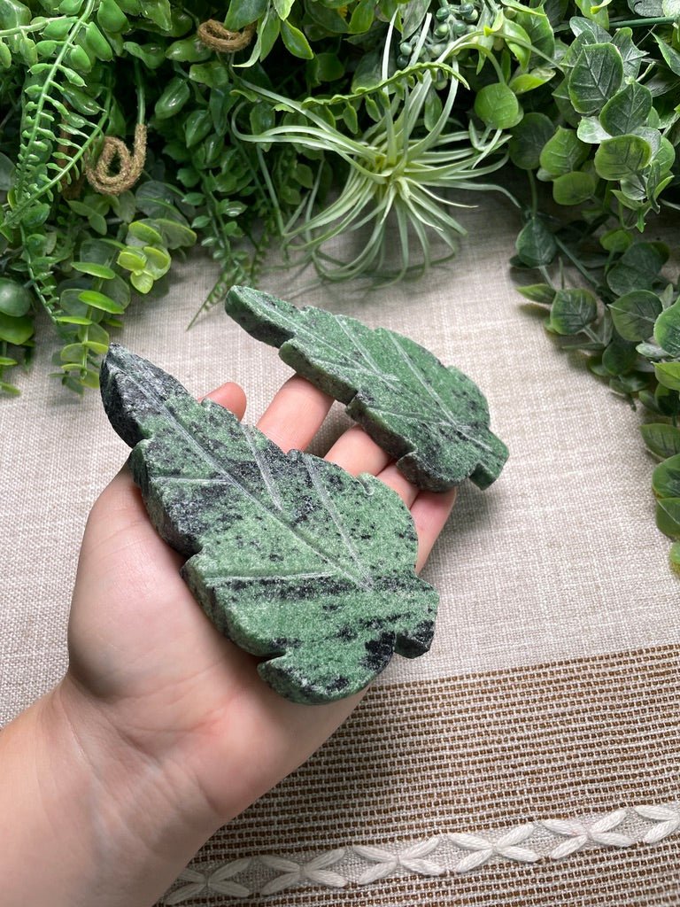 Ruby Zoisite Leaf detail view by Copper Ashes