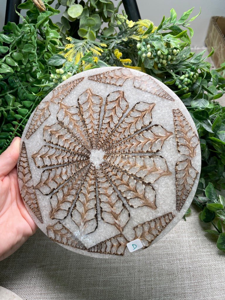 Shell Resin Decorative Plate D by Copper Ashes