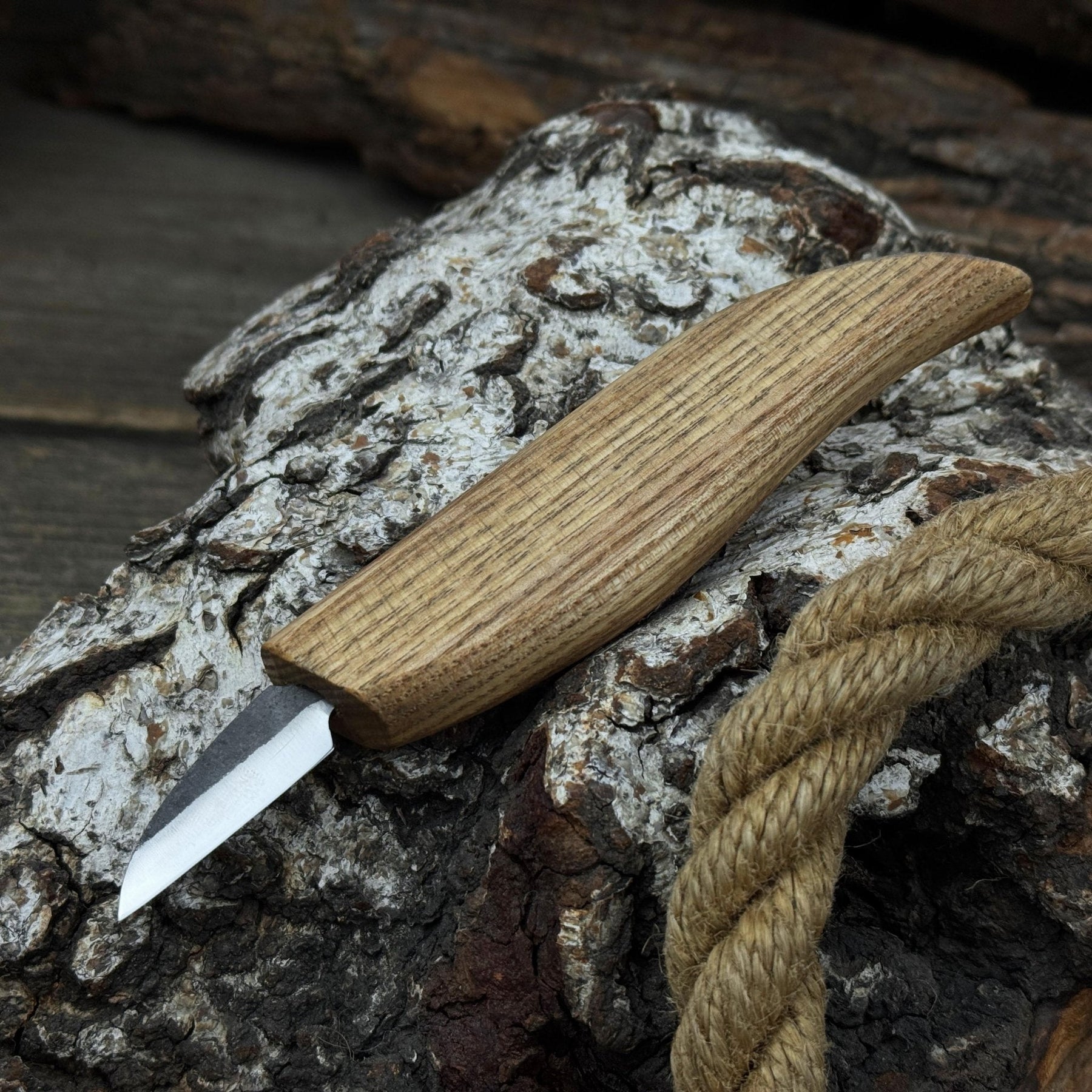 Small Whittling Carving Knife, 3.5 cm (1.38 inches) detail view by Sharky Forged Steel Tools