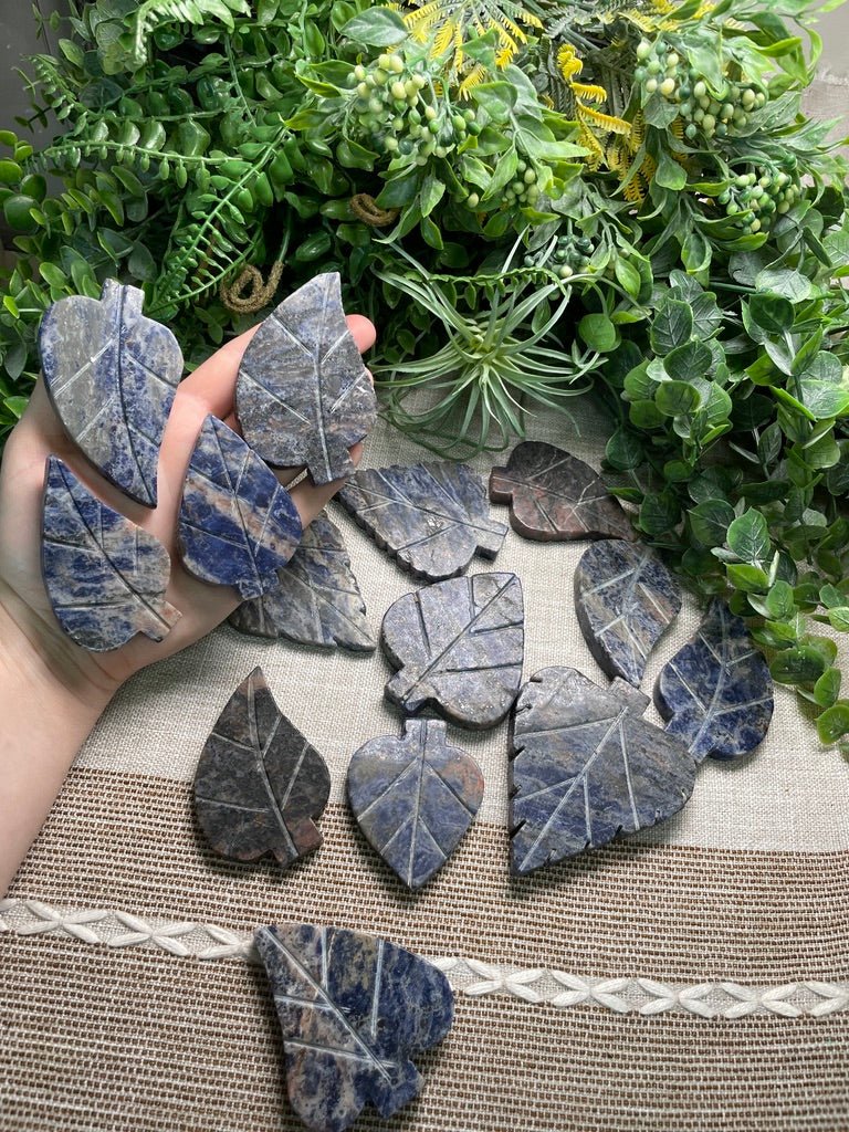 Sodalite Leaf detail view by Copper Ashes