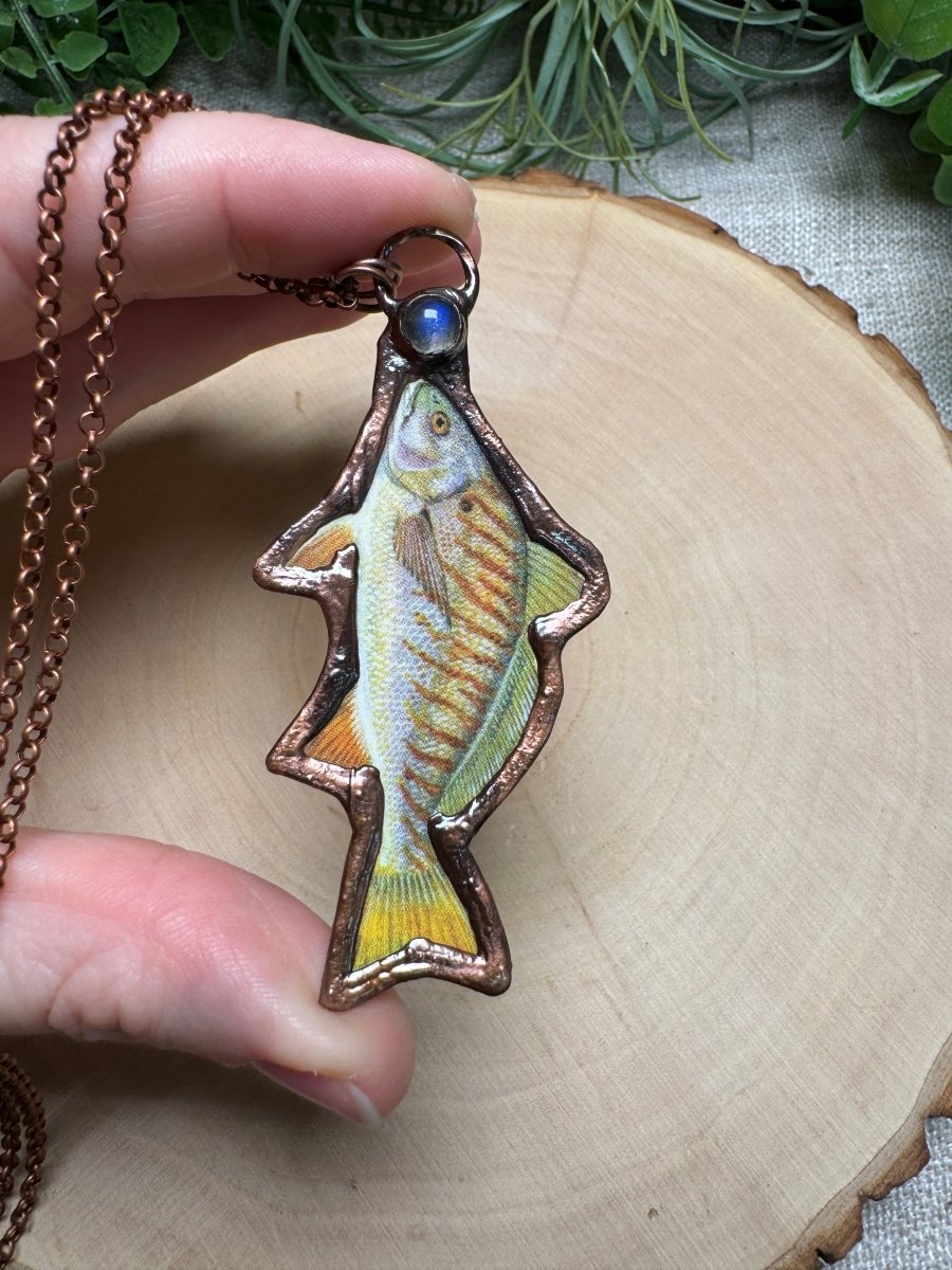 Spot and Labradorite Necklace detail view by Copper Ashes