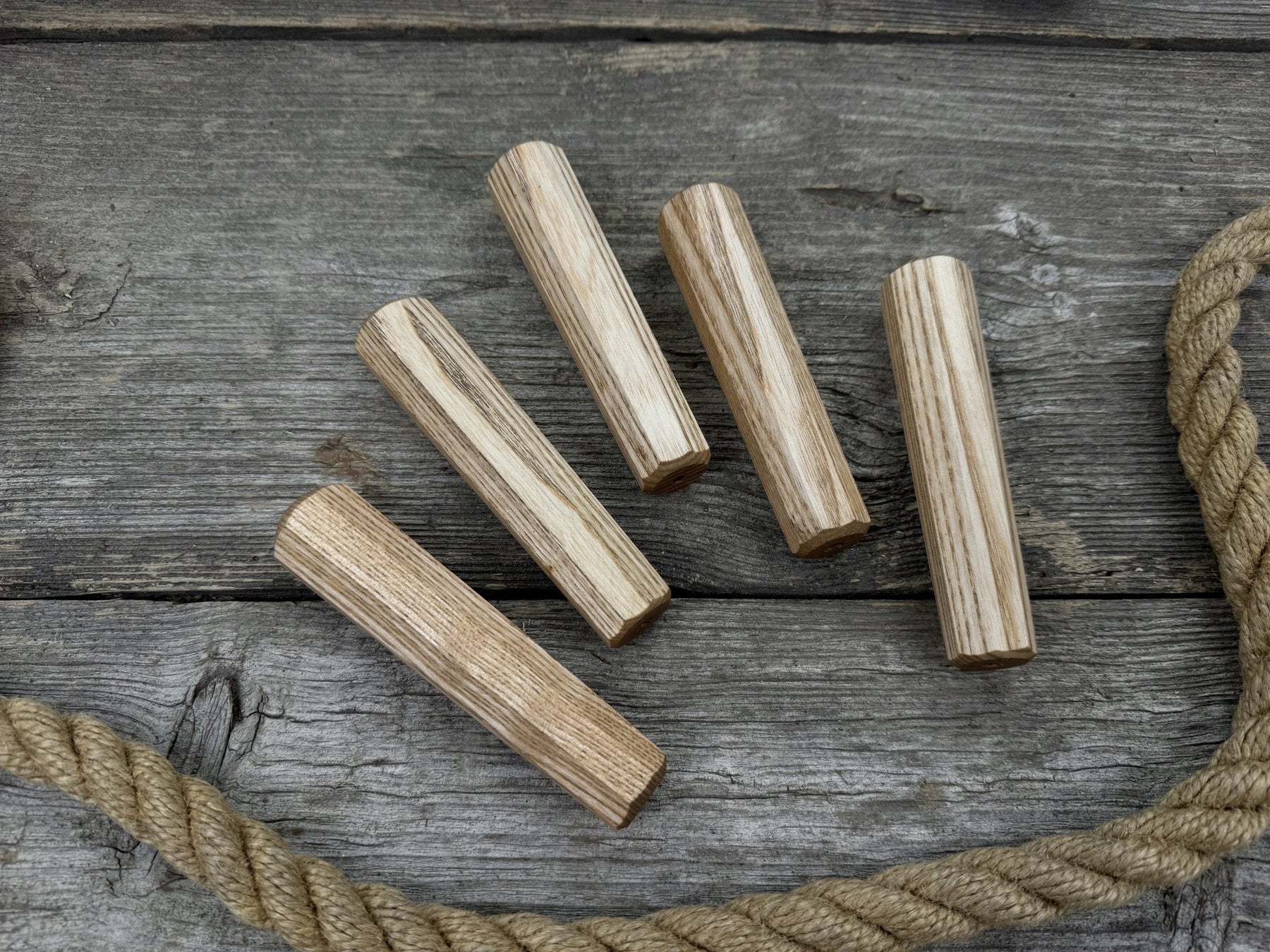 Universal Wooden Handles (Set of 5), 12.5 cm (4.92 in) detail view by Sharky Forged Steel Tools