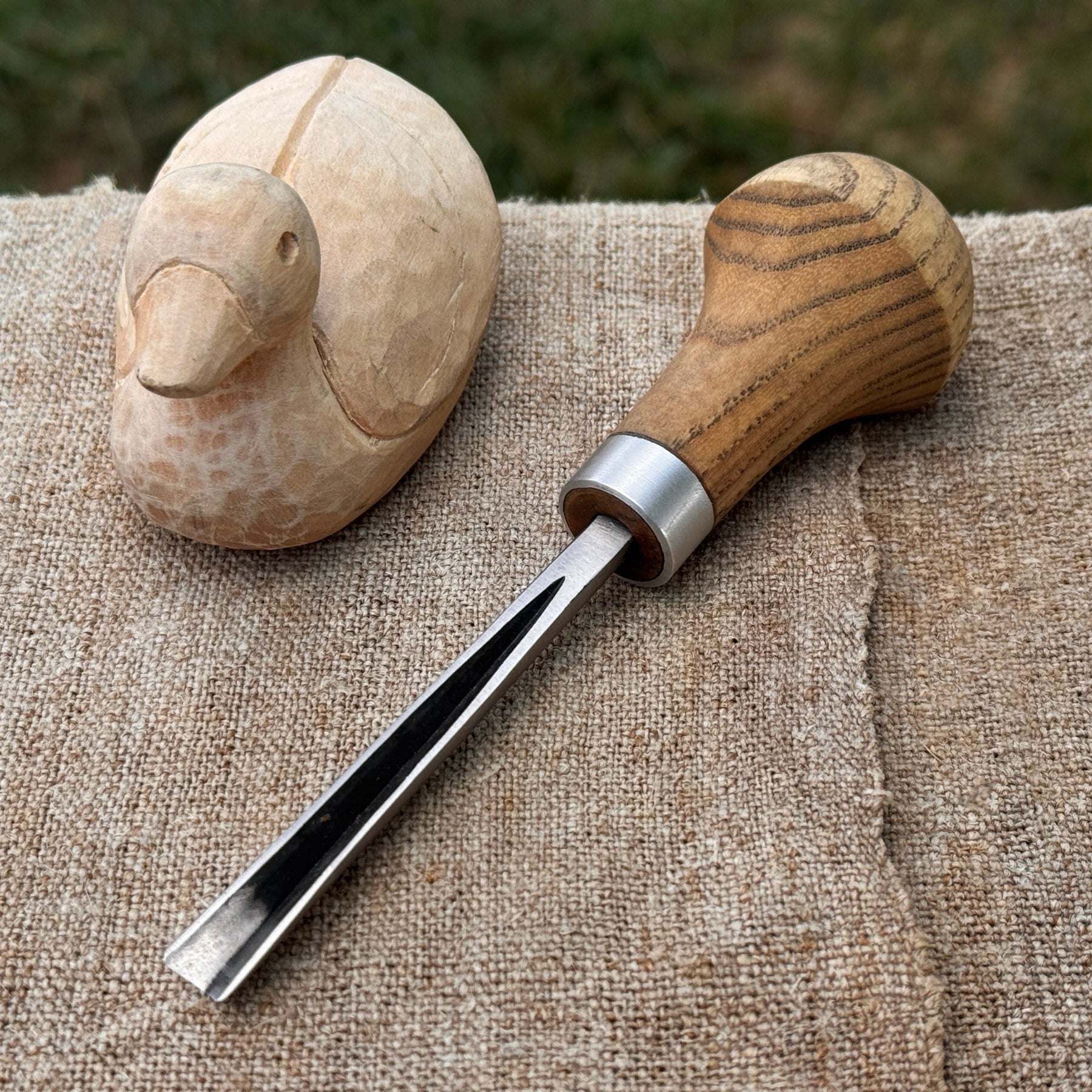 V-Parting Chisel 60 Degree with Palm Handle, 6 mm (0.24 inches) by Sharky Forged Steel Tools