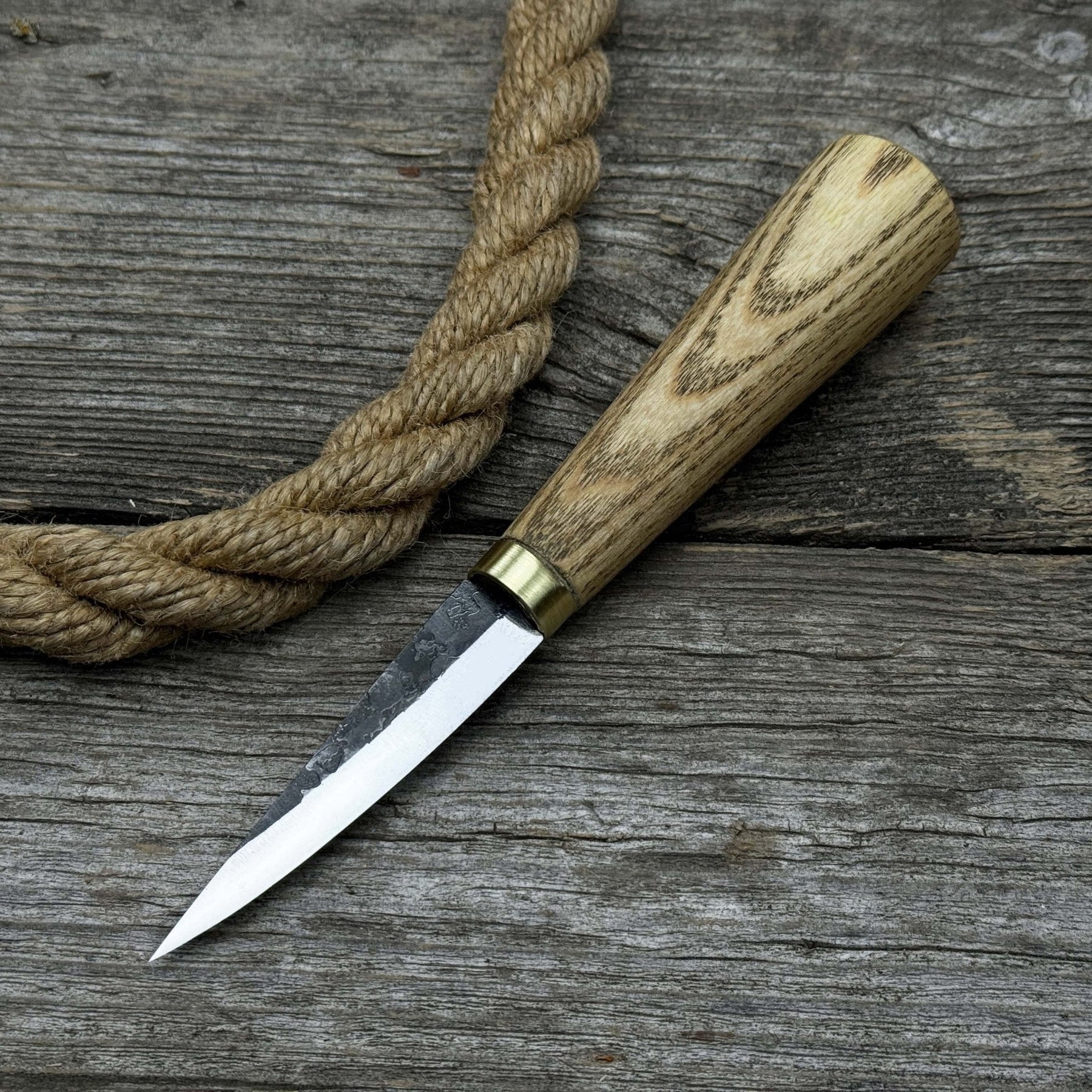 Whittling Sloyd Knife with Leather Sheath, 7.5 cm (2.95 inches) detail view by Sharky Forged Steel Tools