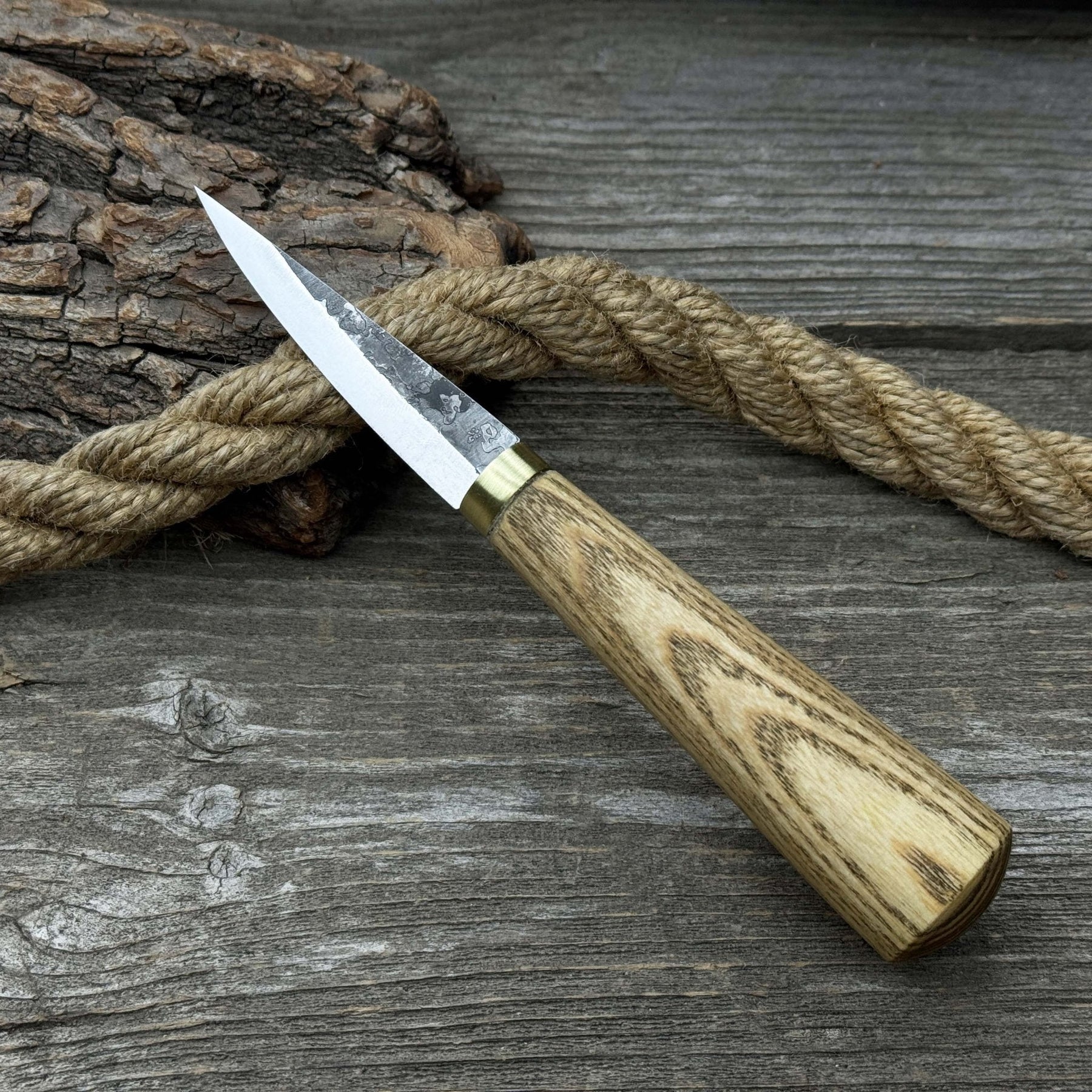 Whittling Sloyd Knife with Leather Sheath, 7.5 cm (2.95 inches) detail view by Sharky Forged Steel Tools